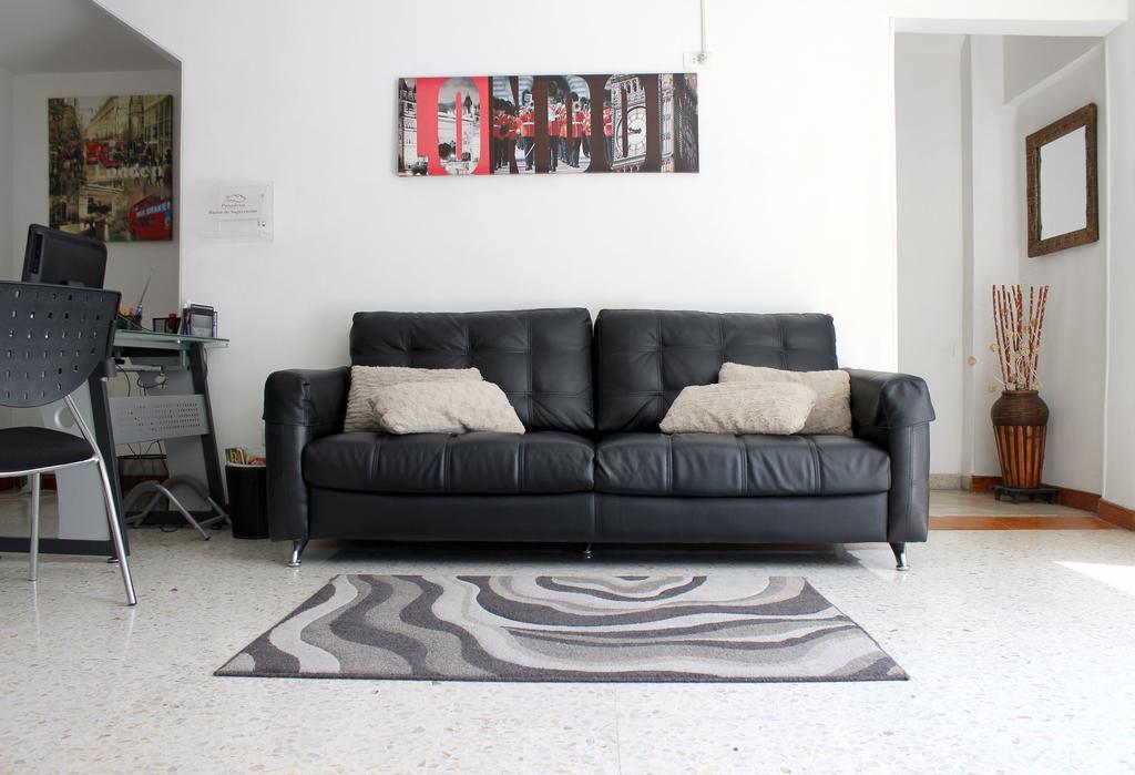קאלי Pasadena Hostel מראה חיצוני תמונה