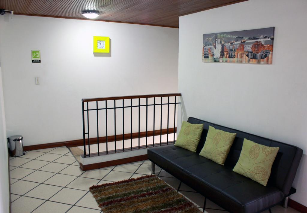 קאלי Pasadena Hostel חדר תמונה