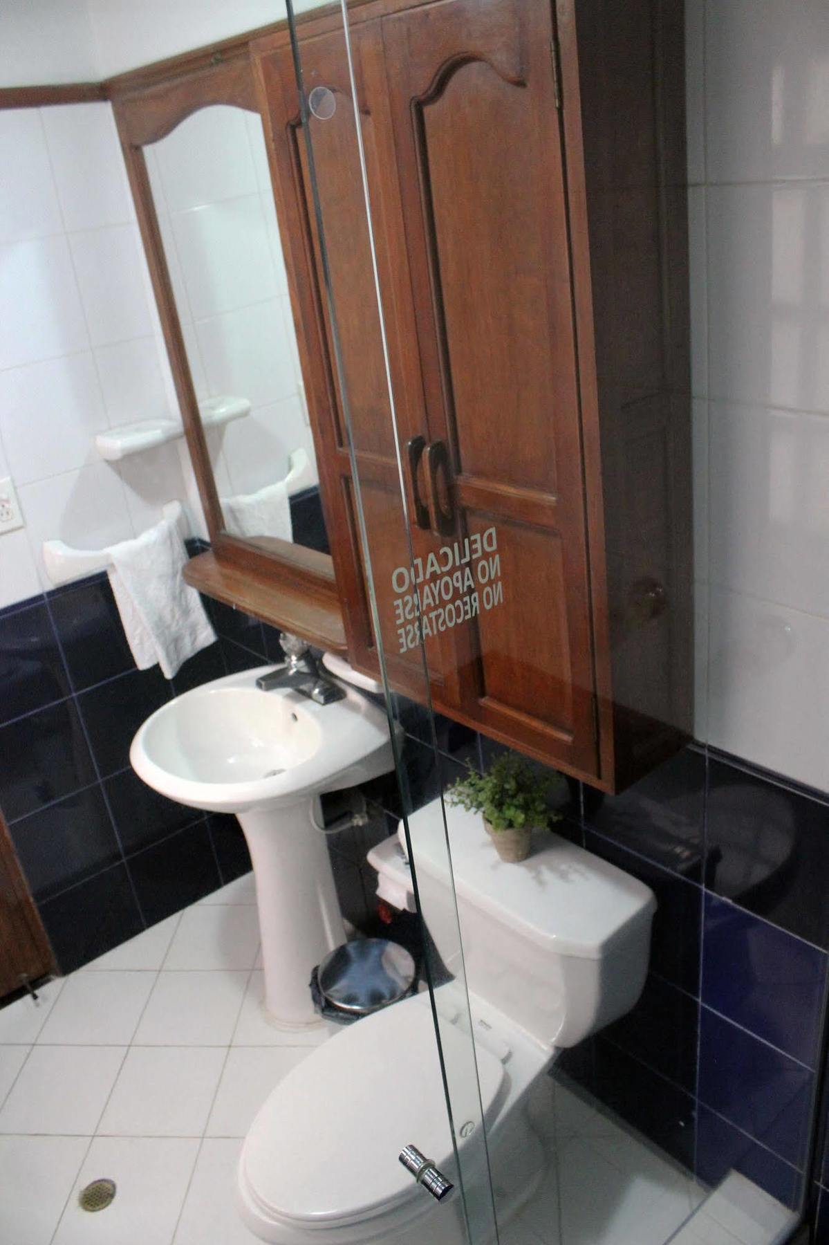 קאלי Pasadena Hostel מראה חיצוני תמונה