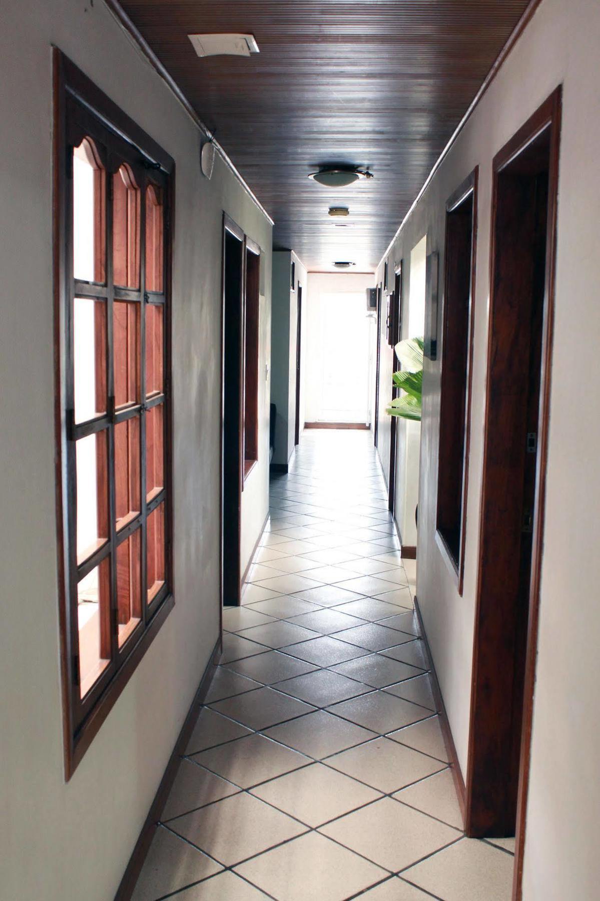 קאלי Pasadena Hostel מראה חיצוני תמונה